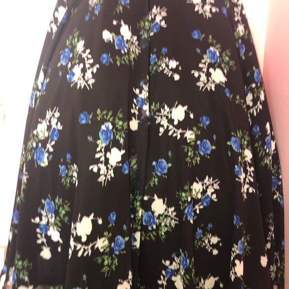 Prom Dress - Picture 3 of 3